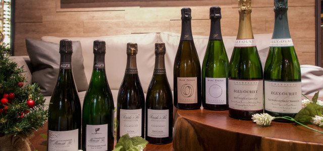 Celebrate the season with Champagne 香檳——為佳節挑選一瓶完美葡萄酒