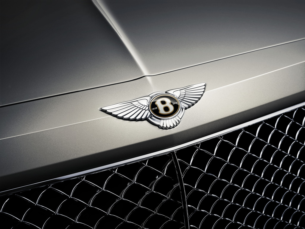 Bentley BentaygaBadge ExtremeSilver Sml