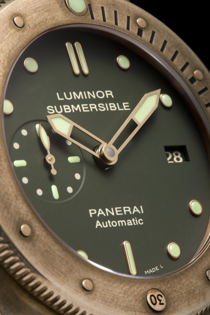 Luminor Submersible 1950 3 Days Automatic Bronzo - 47mm, PAM00382, P.9000 Movement, bronze and titanium, green dial, calf strap