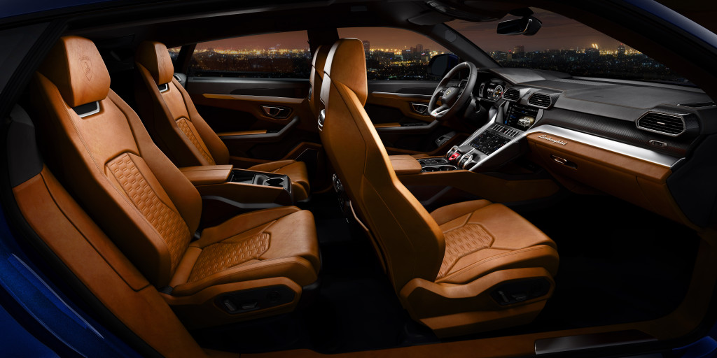 Urus_Interior_02