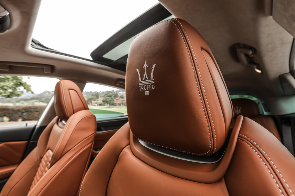 Large-15162-MaseratiLevanteTrofeo