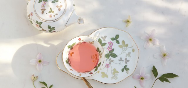 歡慶Wedgwood 260週年  金草莓系列限量上市