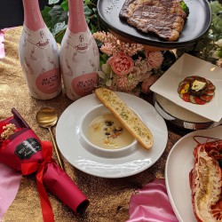 沒有柏金包  但有箔金鮑       享‧香檳海鮮餐酒館   用粉紅香檳與大餐愛媽咪