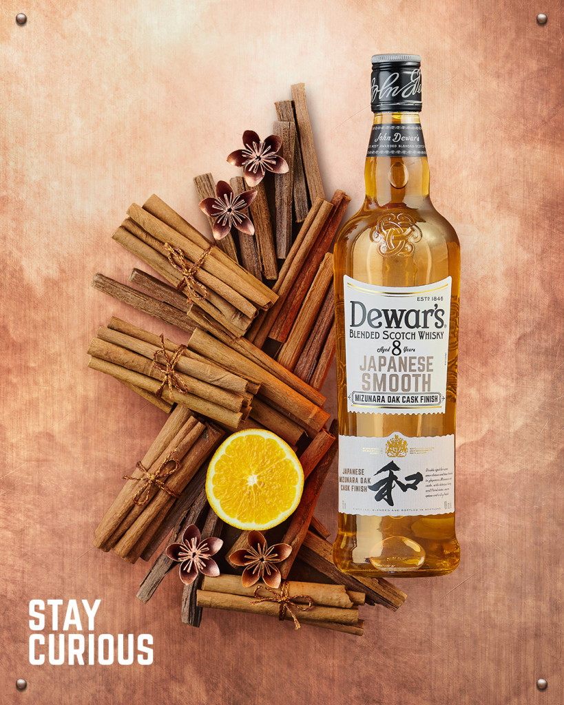 FY22_Dewar's_JapaneseSmooth_Social_ROW_FlavourNoteFlatLay_1080x1350px_StayCurious1