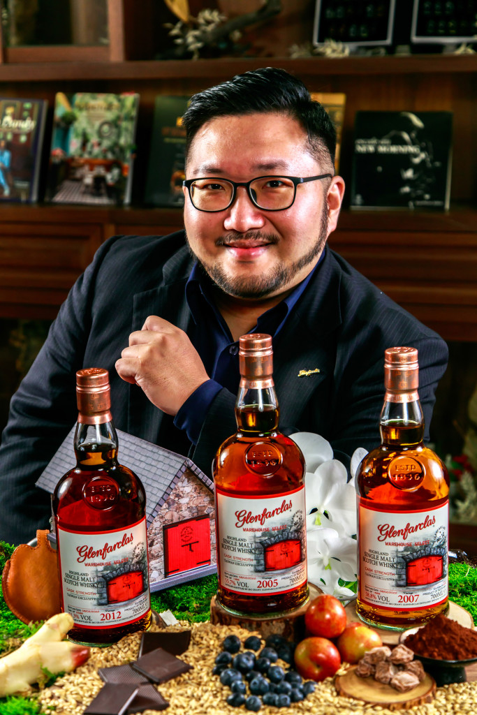 Glenfarclas格蘭花格台灣品牌培訓師William吳昀徽與紅門窖藏原酒系列第三批次酒款