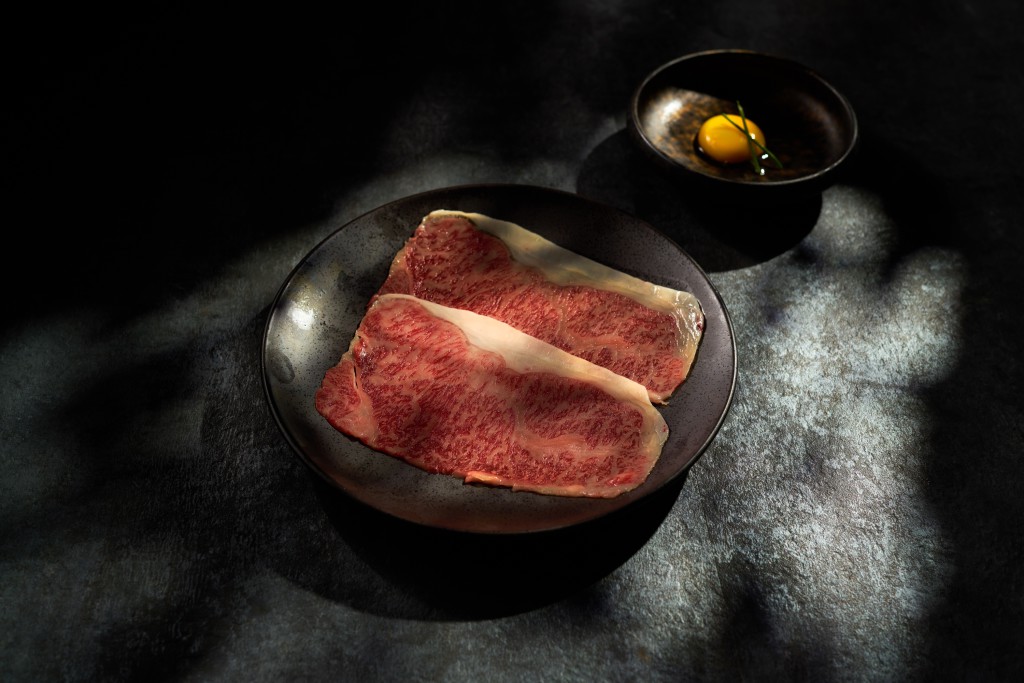 燒肉風間全新套餐「Feast家友限定．極致饗宴」-以肉之名．月見，使用近江A5和牛紐約客薄切