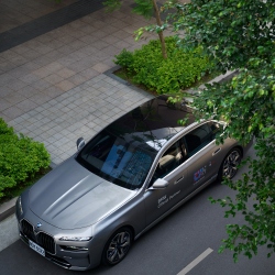BMW i7 豪華純電藝術風采 永續璀璨台北當代藝術博覽會