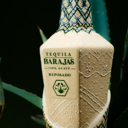 Barajas 巴雅赫 Reposado  龍舌蘭界的高定之作 奢華與匠藝的極致詮釋