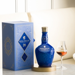 皇家禮炮26年王者品桶系列最終章：酒界權威們心中的極致桶藝之作